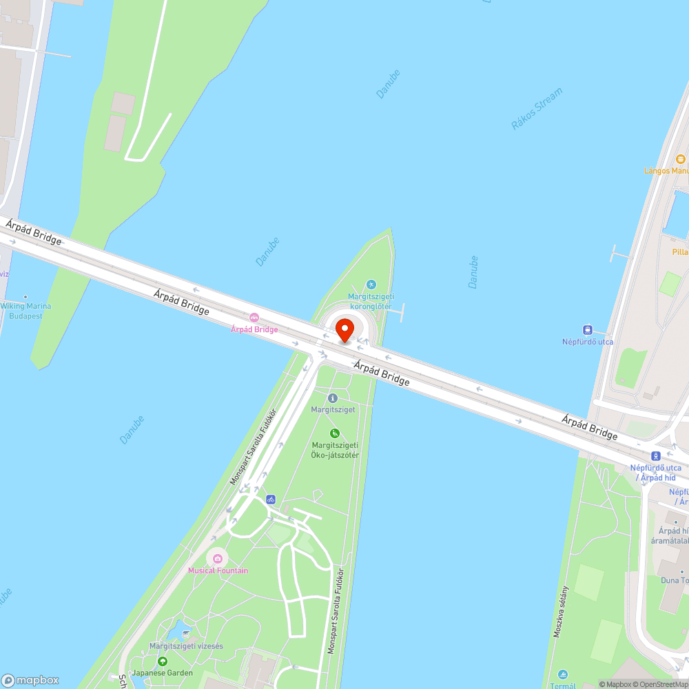 Régi tábla a buszokról az Árpád hídon bejelentés helye