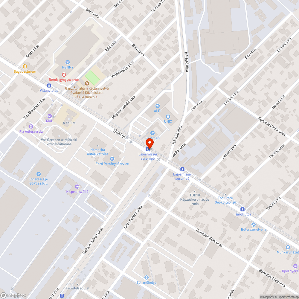 Egy földből kiásott tartóoszlop elhagyatottan szomorkodik bejelentés helye