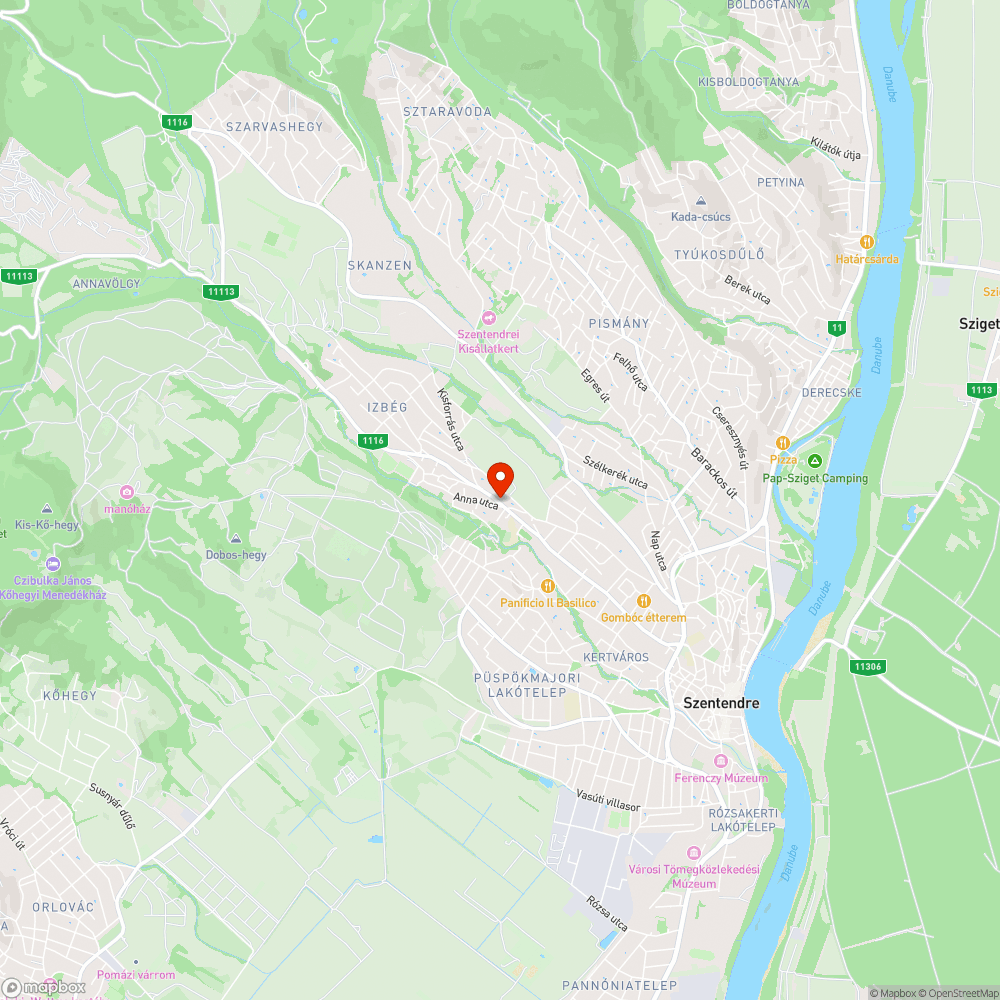 Értelmetlen járdasziget + parkolni szabad? + legális P kéne! bejelentés helye