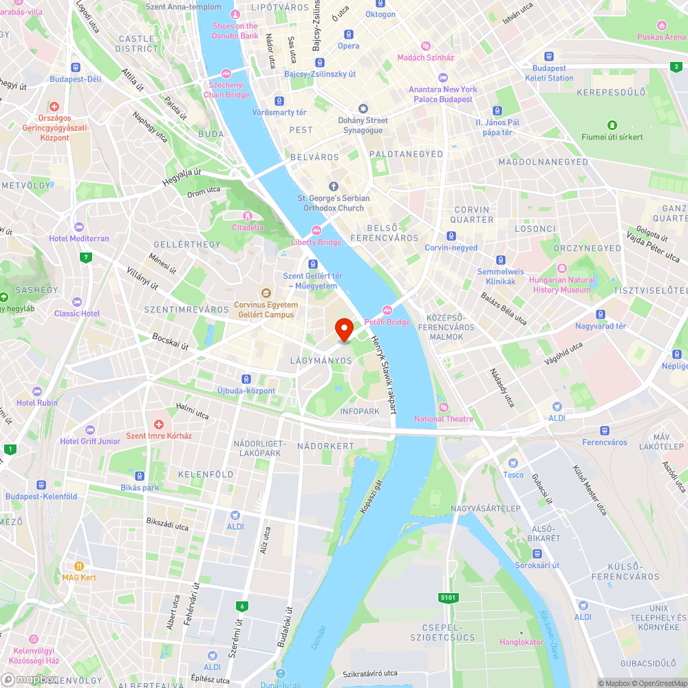 Közlekedési tábla oszlopa a járda mellett bejelentés helye