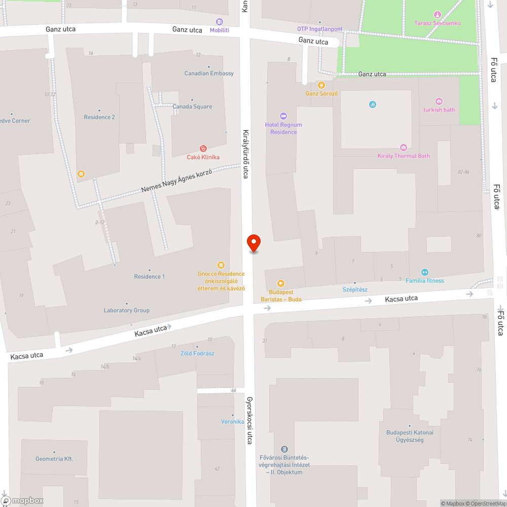 Nagyon kiálló, balesetveszélyes aknafedél a Királyfürdő utcában bejelentés helye