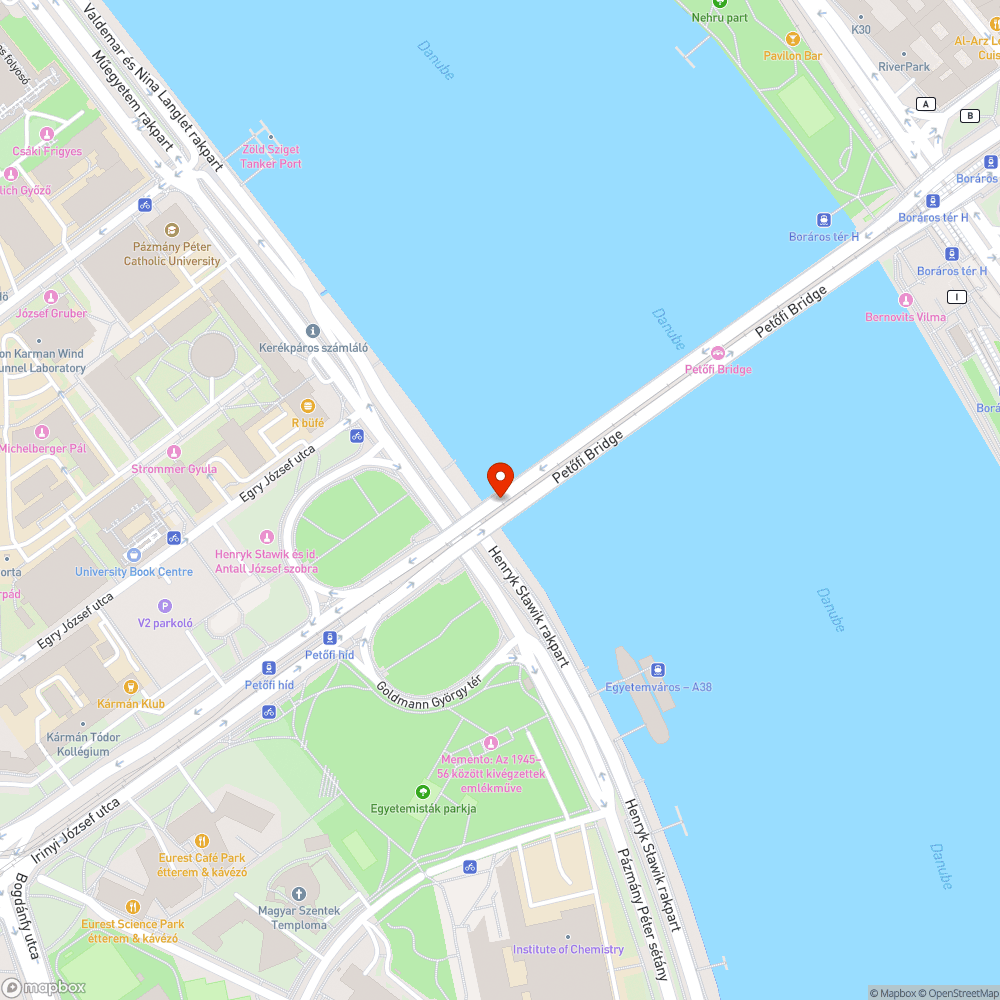 Résekből kinövő fák a Petőfi hídon bejelentés helye