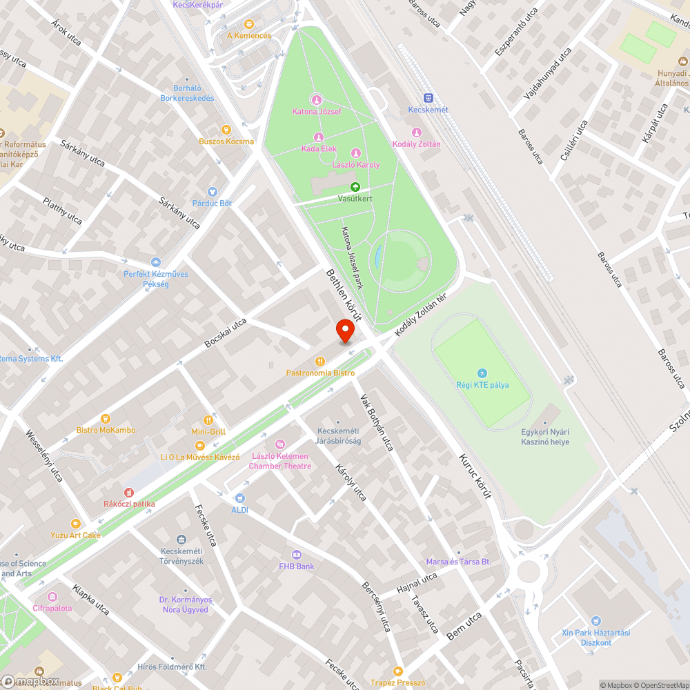 Nyitott, elferdült fedlap bejelentés helye