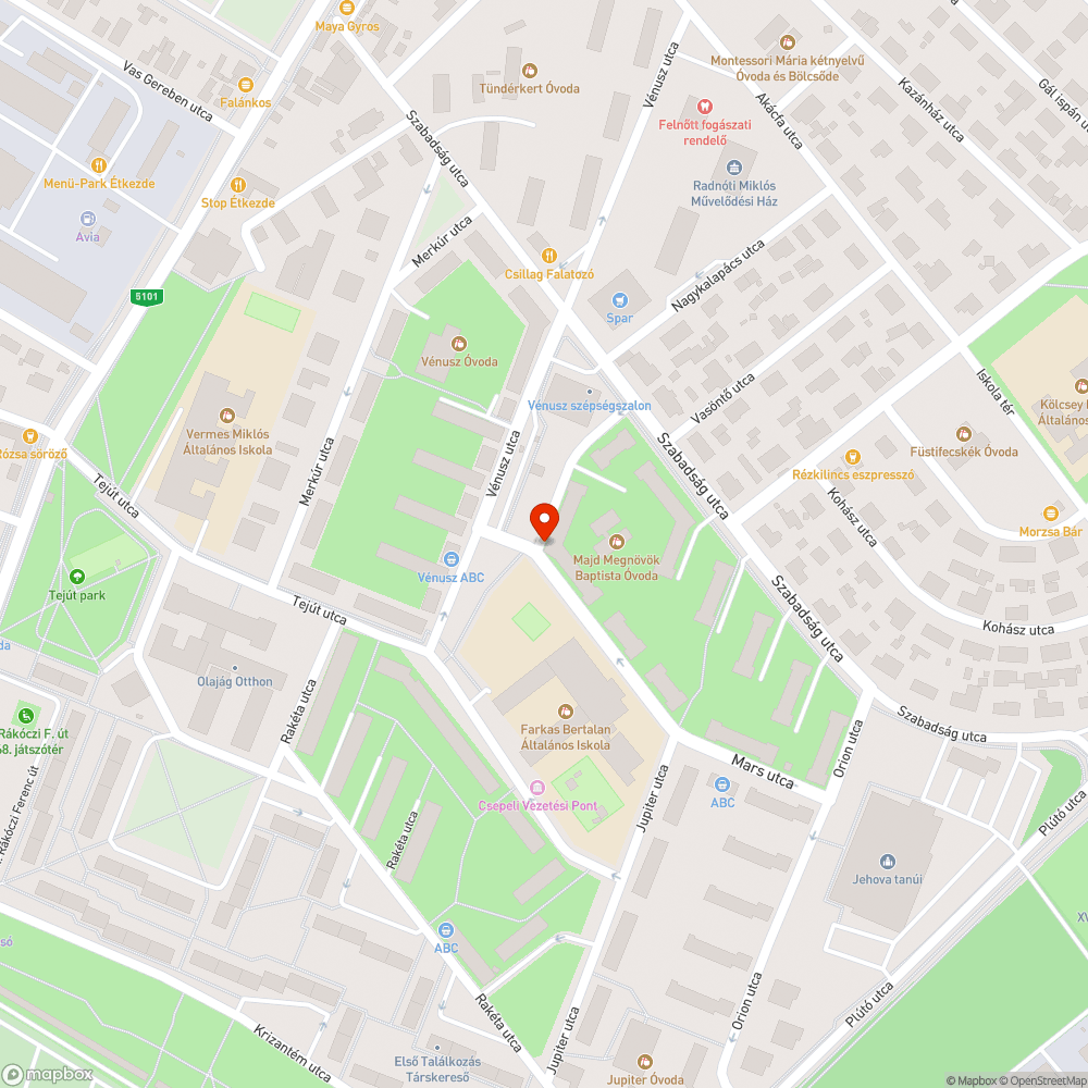 Olvashatatlan utcanévtábla Mars utca bejelentés helye