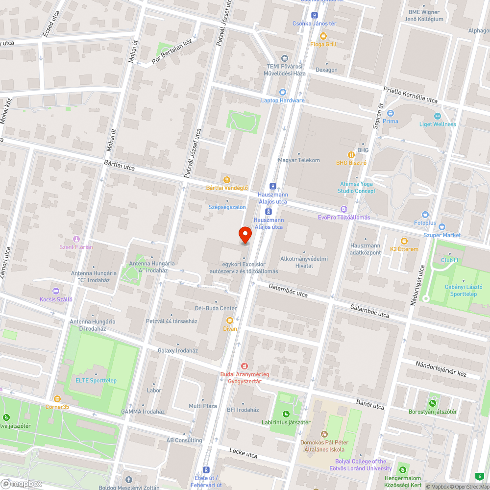 Kerékpársávon várakozó gépjárművek bejelentés helye