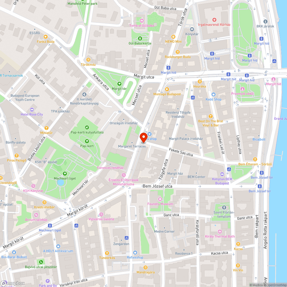 P zóna tábla kidőlve a Fekete Sas x Margit krt. sarkán bejelentés helye