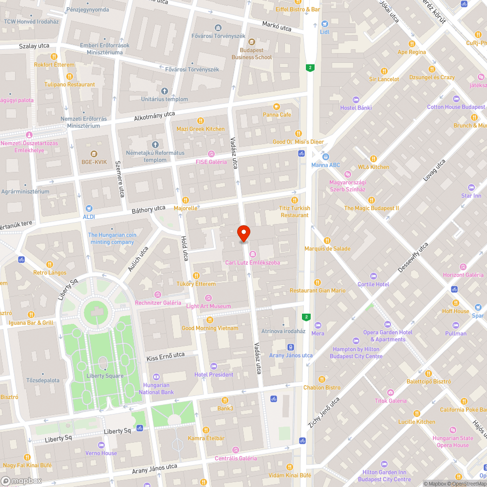 Kerül még bünti erre a piros „roncsra”? bejelentés helye