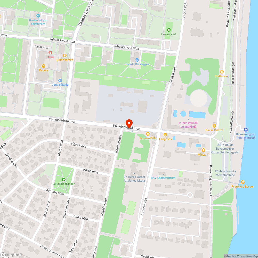 Egy éve elhagyott Daewoo foglalja a suli parkolóját bejelentés helye