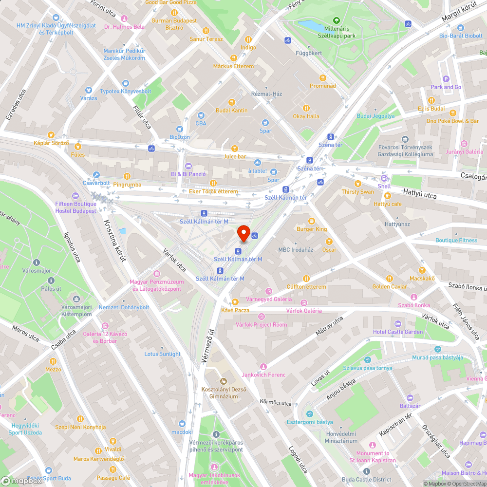 Szétesett szemeteskosár roncsai és bokatörő szemetes-talapzat bejelentés helye