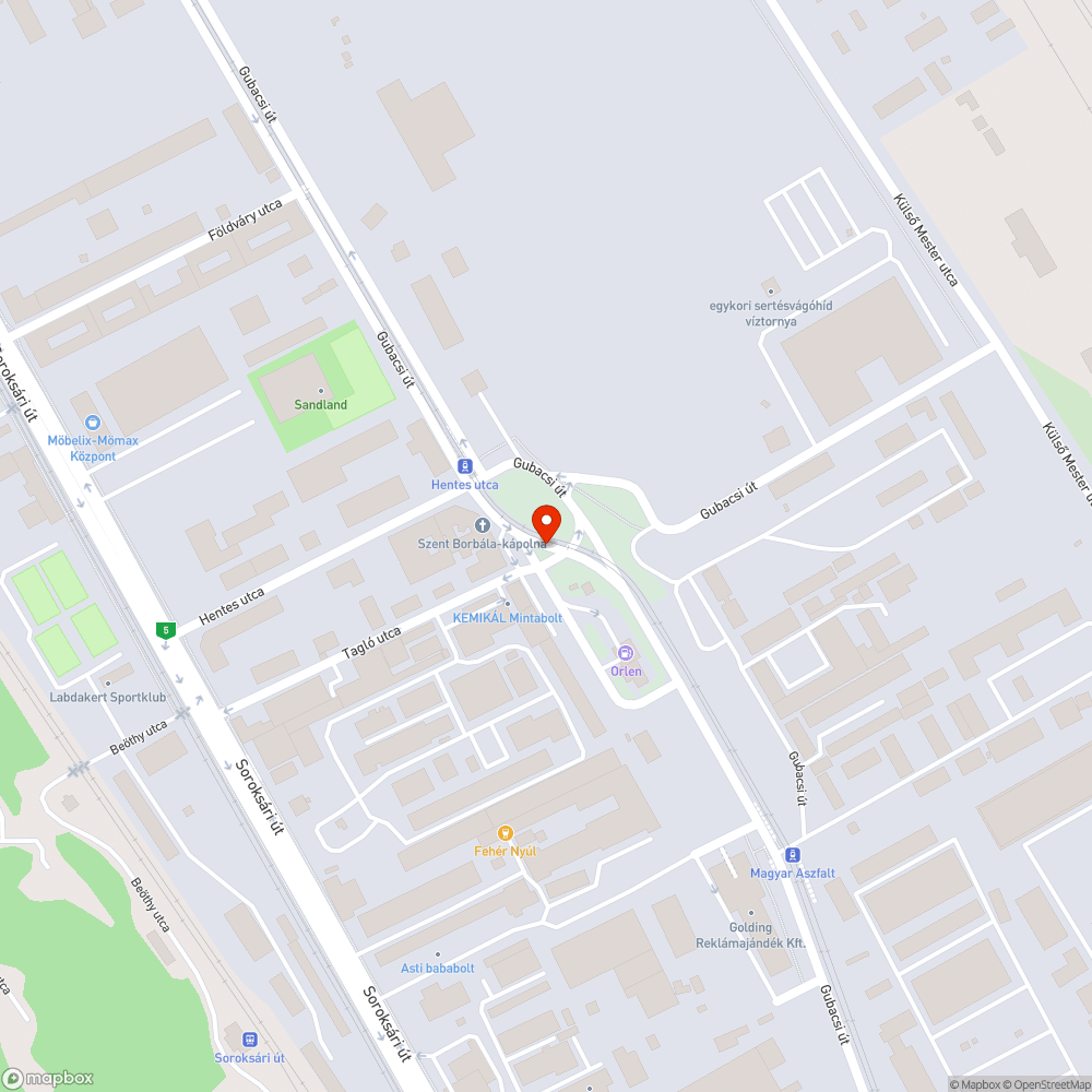 Szebb napokat látott hirdetőtábla bejelentés helye