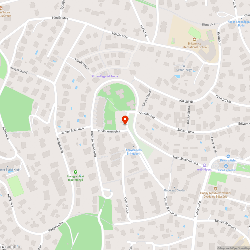 Ponyva alá rejtett roncsautó bejelentés helye