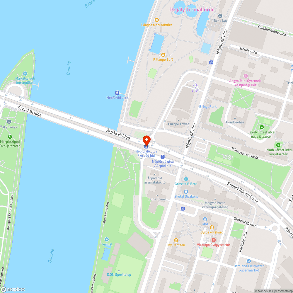 Nem működő lift villamosmegállóban bejelentés helye