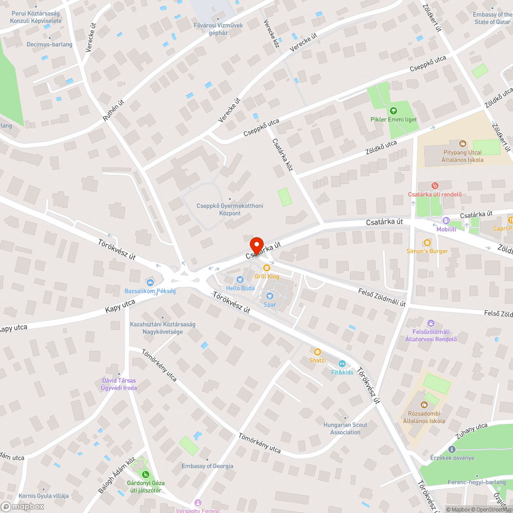 Nyitott elektromos doboz és hiányzó közvilágítási lámpa bejelentés helye