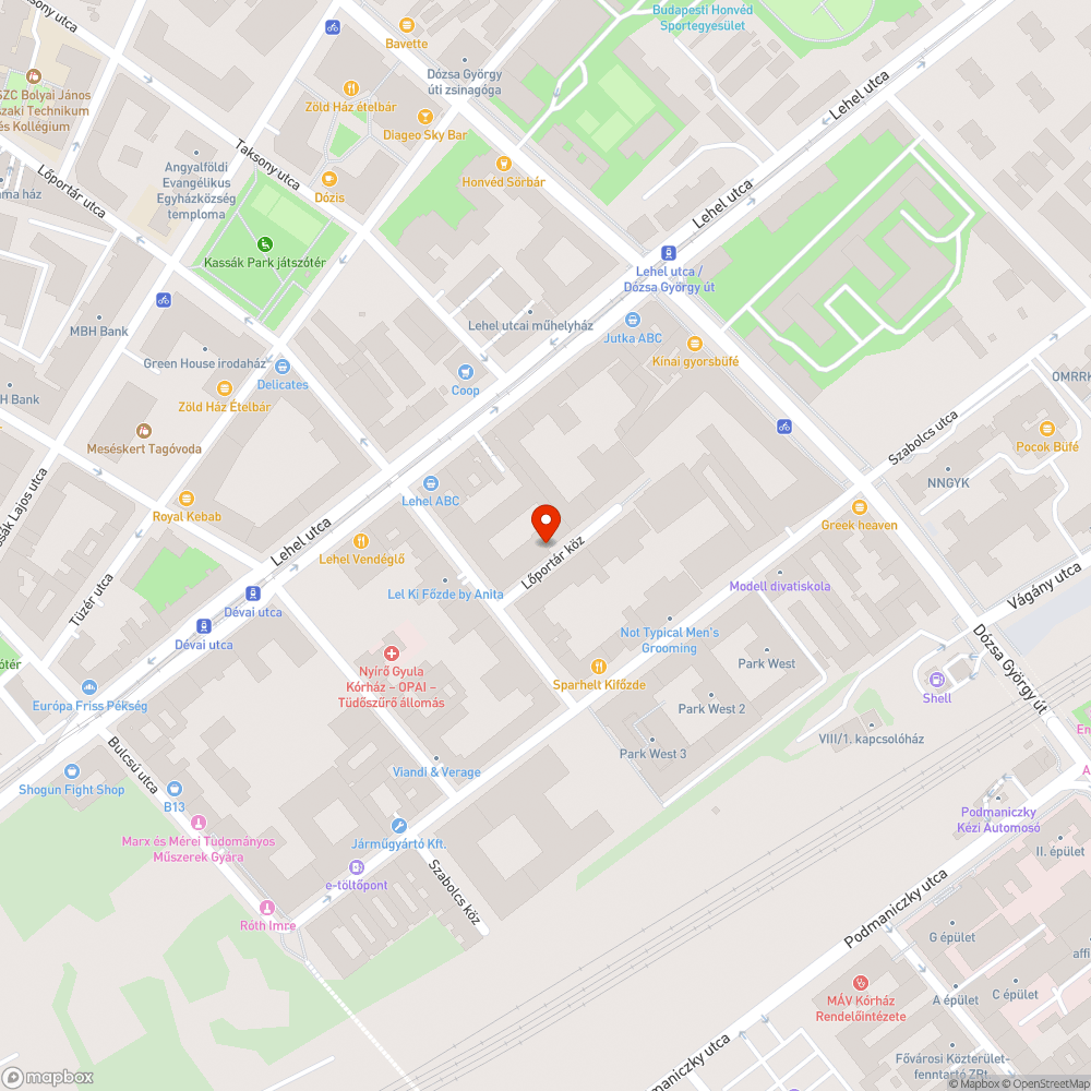 A ház oldalsó bejáratára állnak bejelentés helye