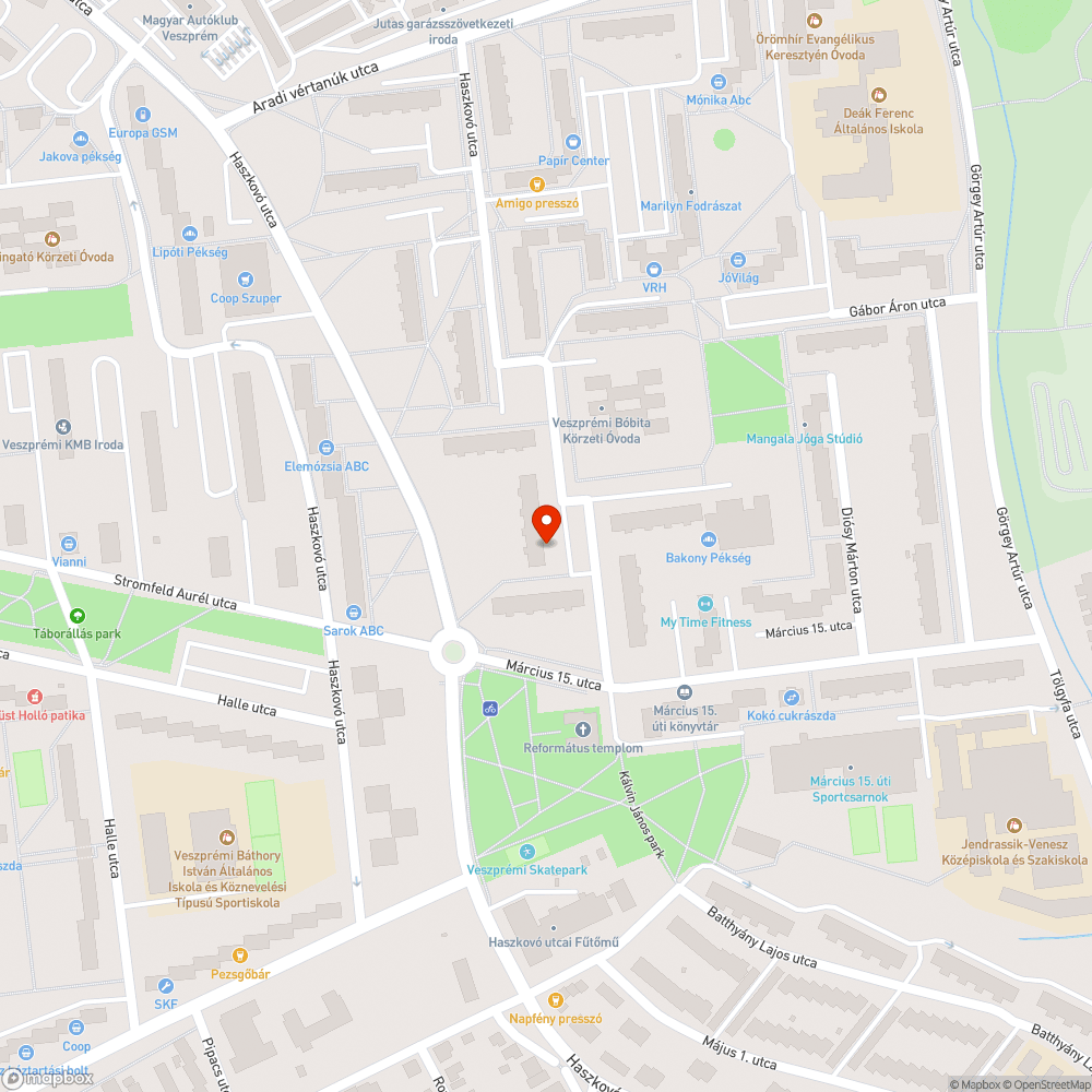 Több éve közterületen mozdulatlanul parkoló gépjármű bejelentés helye