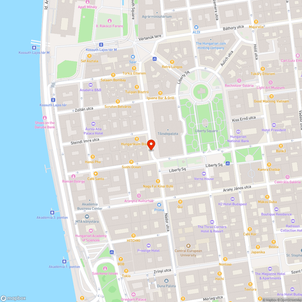 Rasszista szöveg a buszmegálló belső oldalán bejelentés helye