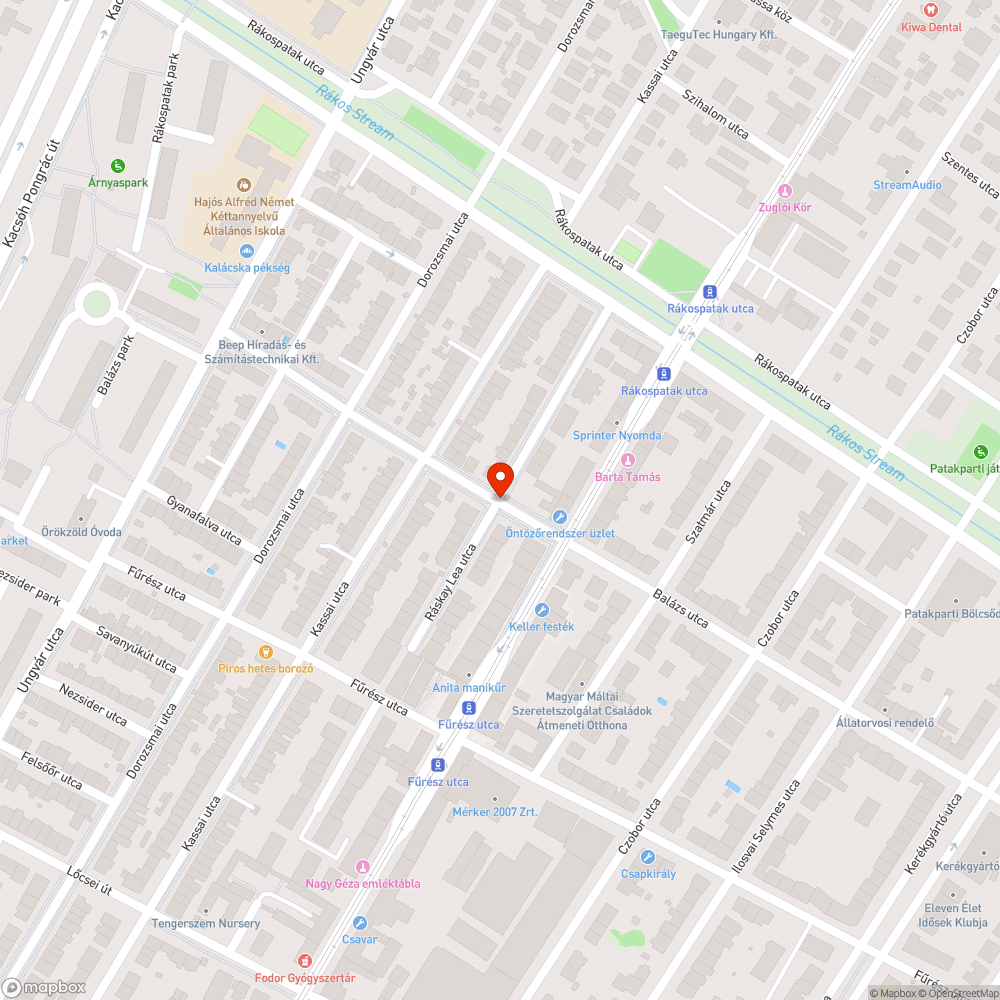 Kanapé a járdán bejelentés helye