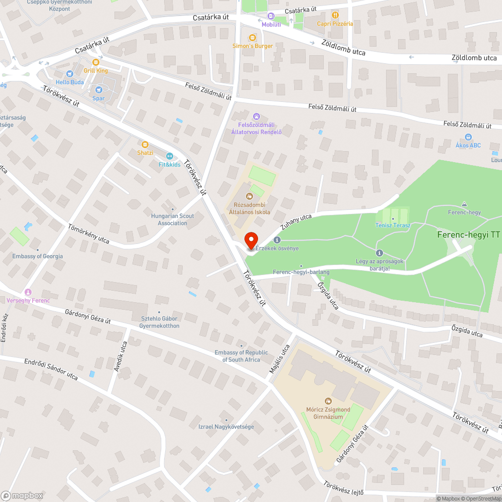 Oszlopon lévő elosztó doboz fedele hiányzik bejelentés helye