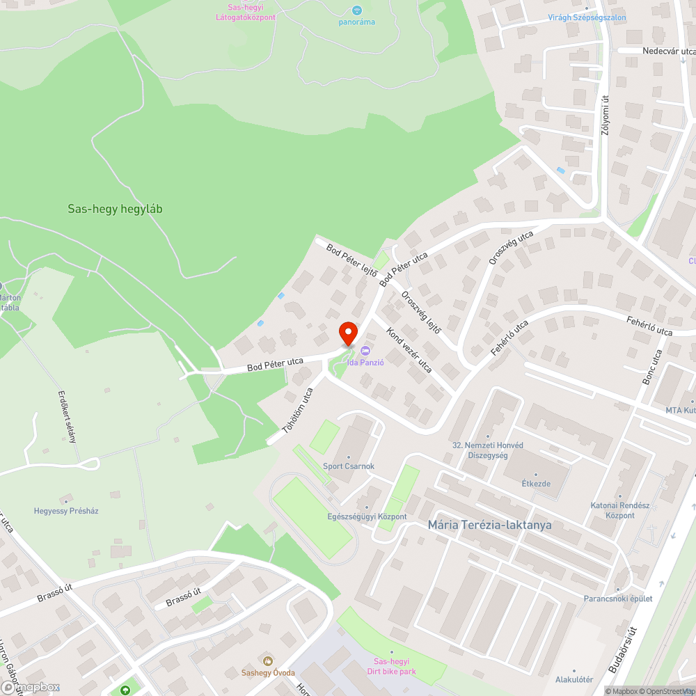 Újabb játszótér, újabb olvashatatlan táblázás bejelentés helye