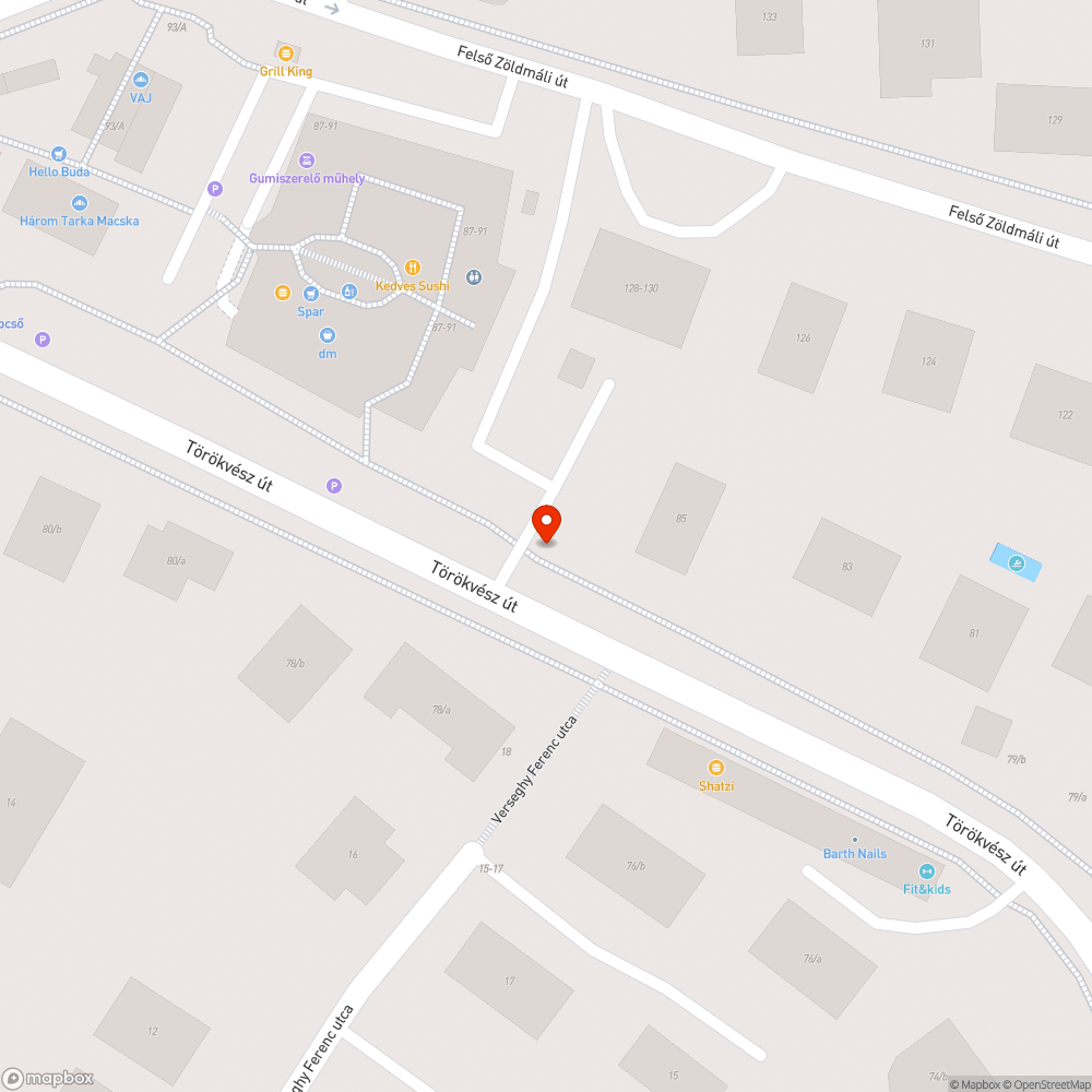 Kidőlt bokor és feles üvegek az RC-nél bejelentés helye