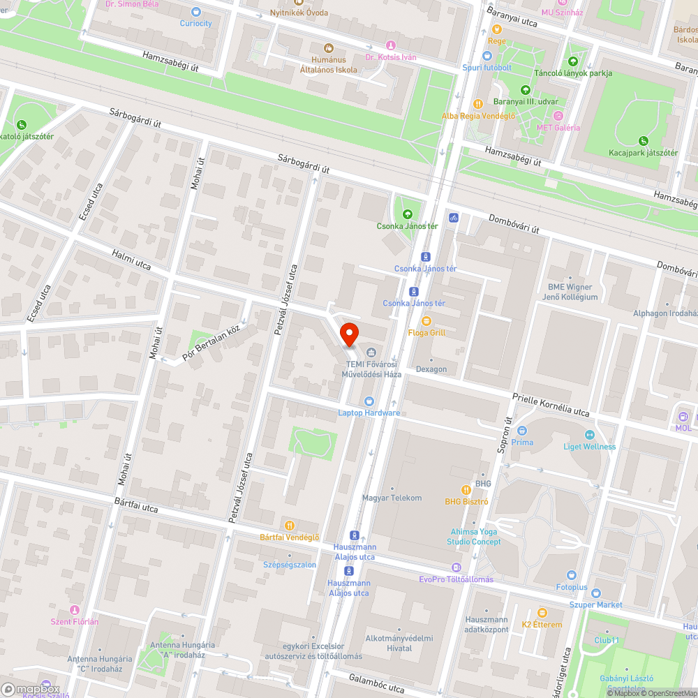 Hoszzú távon szabálytalanul parkoló autó bejelentés helye