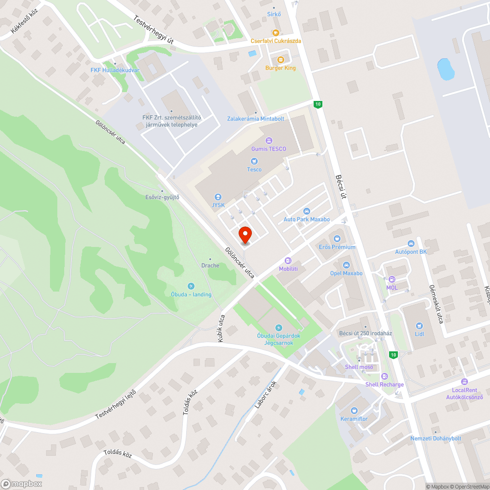 Magára hagyott szemétkupac a Tesco parkolóban bejelentés helye