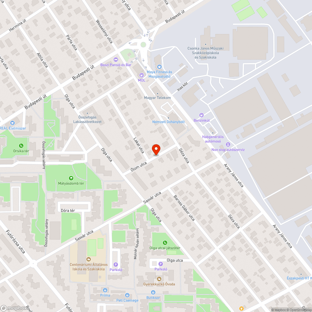 Ólom és Lakat utca kereszteződés mellett kátyú bejelentés helye