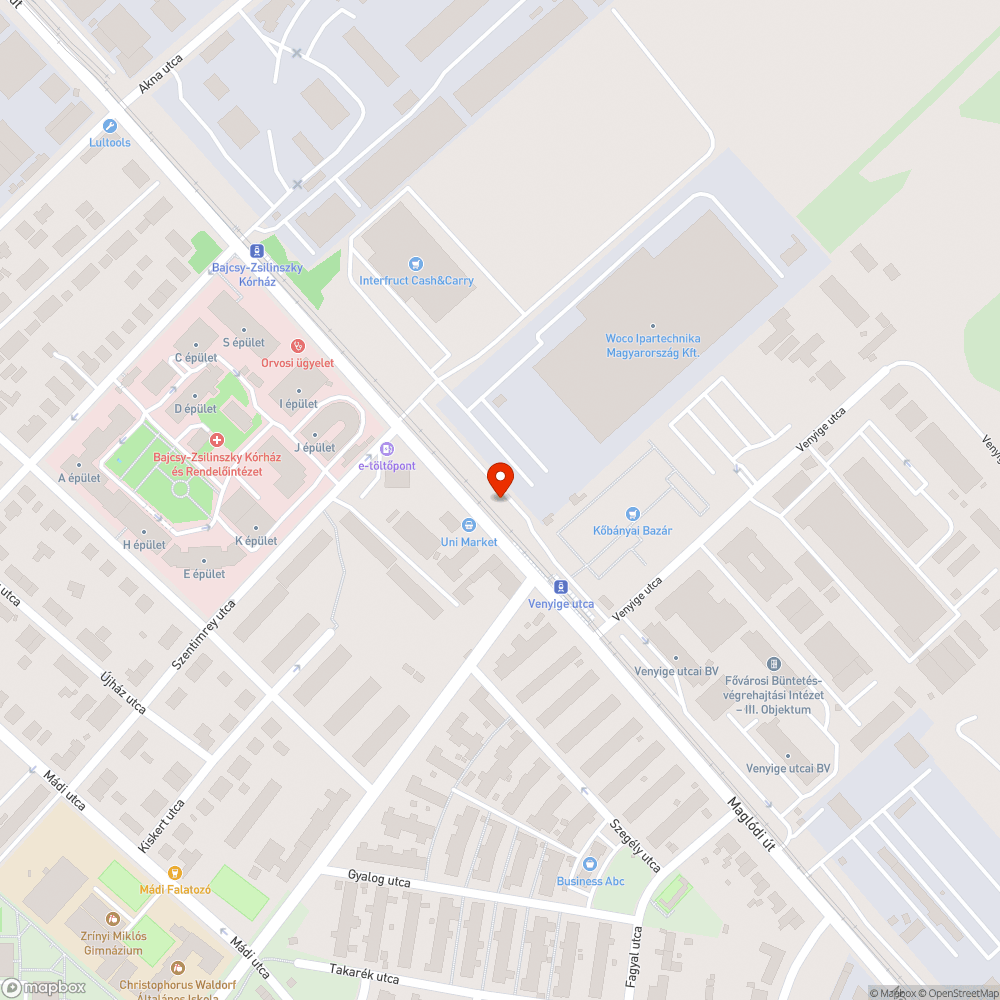 Homok ès törmelék kupac ami akadályozza a parkolást ès az autók közlekedésèt! bejelentés helye