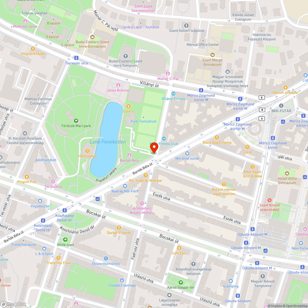 Kitört poller és betondarab a járdán bejelentés helye