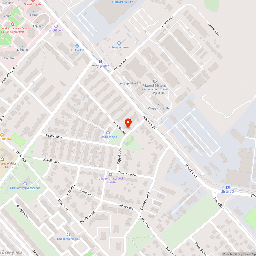 Szemetes zsákok a fa tövében bejelentés helye