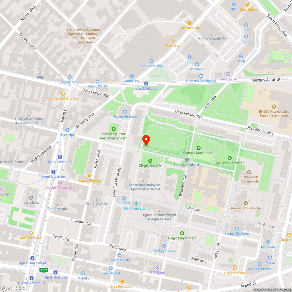 Graffitis, olvashatatlan tábla bejelentés helye