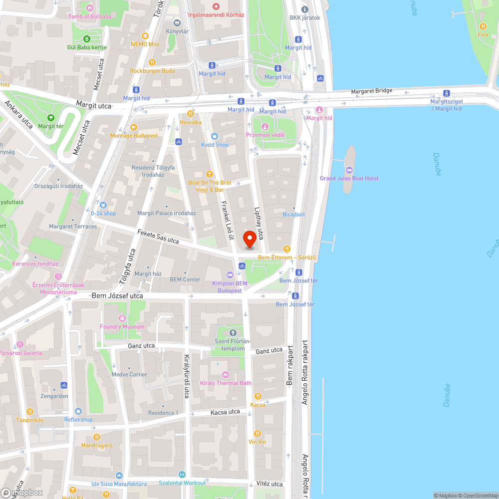 Tilos helyen parkoló autók miatti balesetveszély bejelentés helye