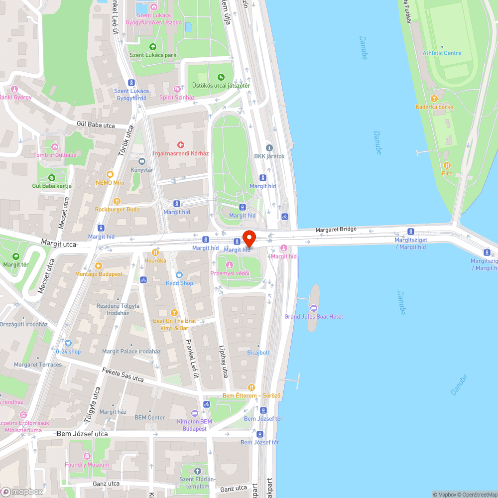 Díszzászló a budai hídfőnél kallódik bejelentés helye