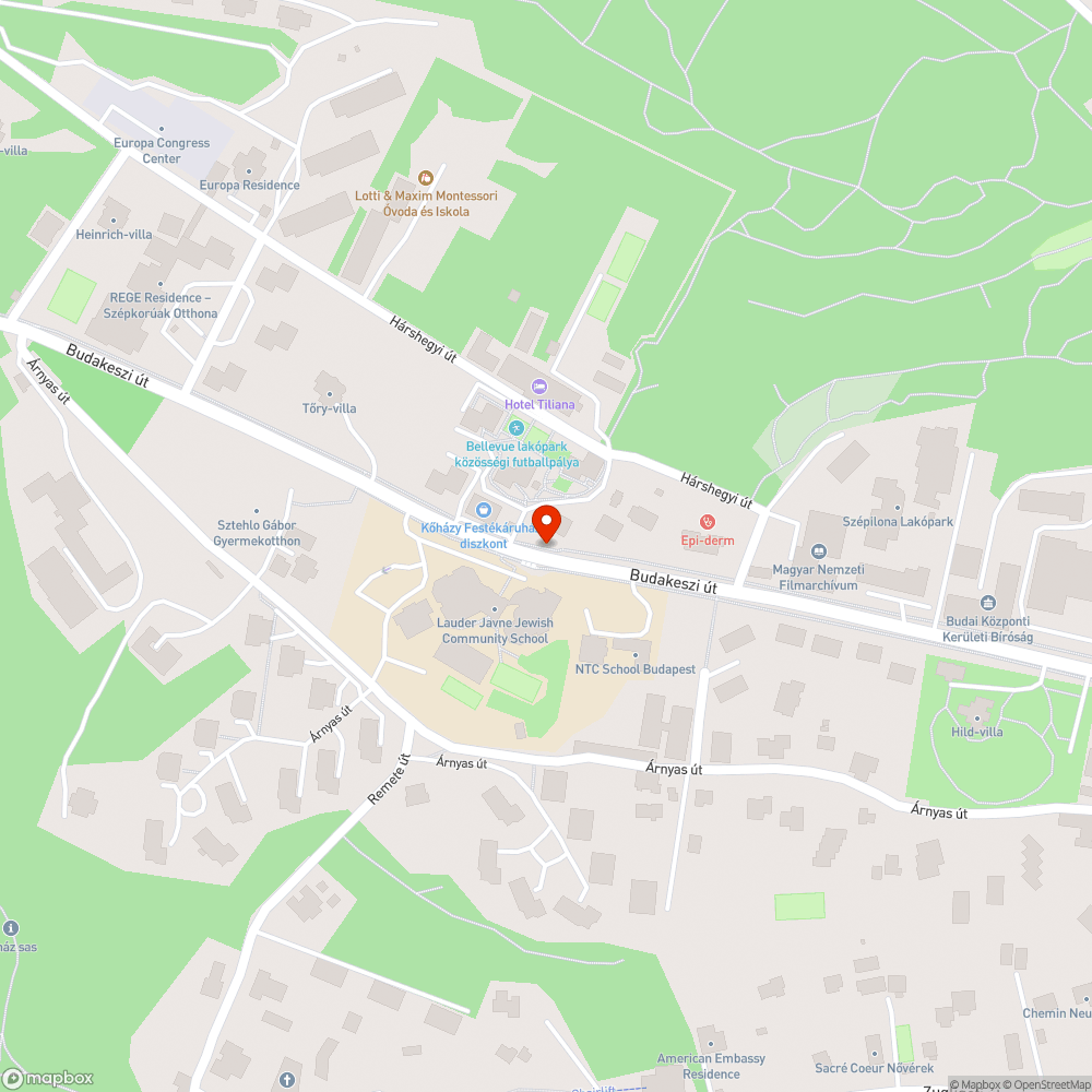 Szétesett buszmegálló bejelentés helye