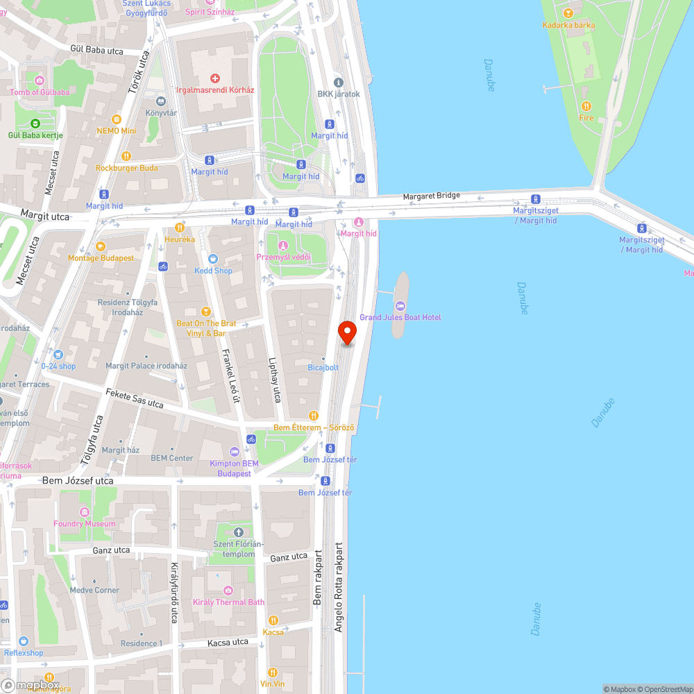 Összegraffitizett, kopott, rozsdásodó padok bejelentés helye