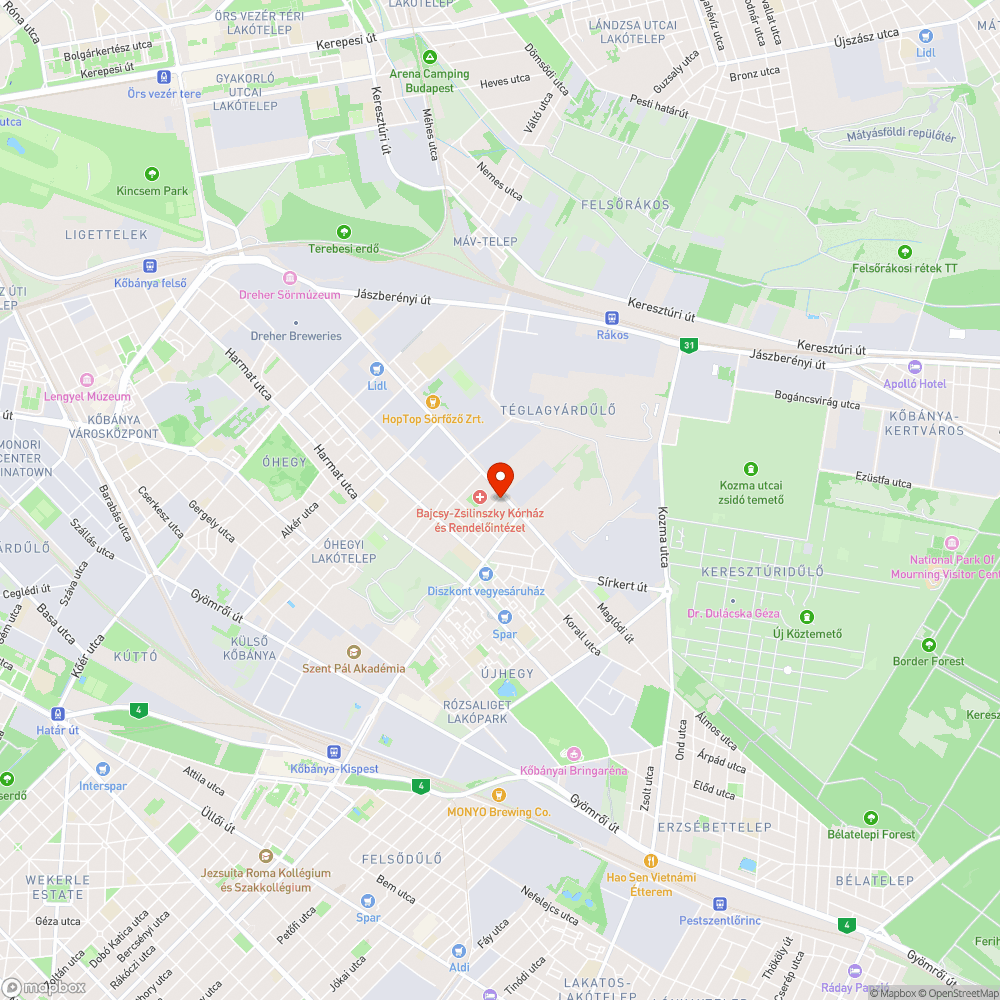 Betonpanelek a fűben bejelentés helye
