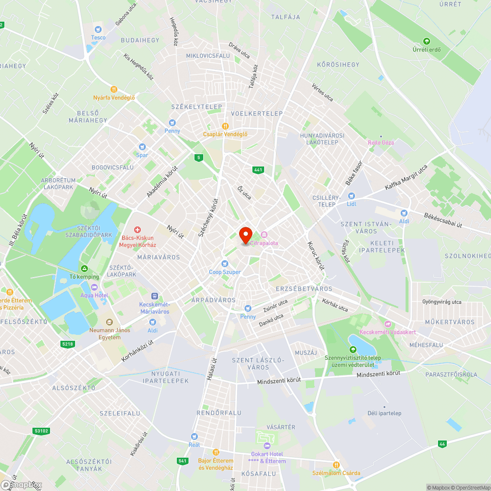 Sérült lámpatest a Kossuth téren bejelentés helye