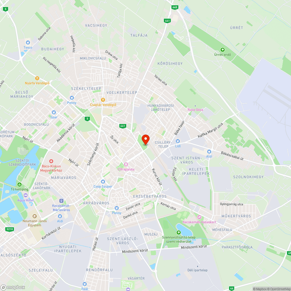 Megrongált pad a Vasútkertben bejelentés helye