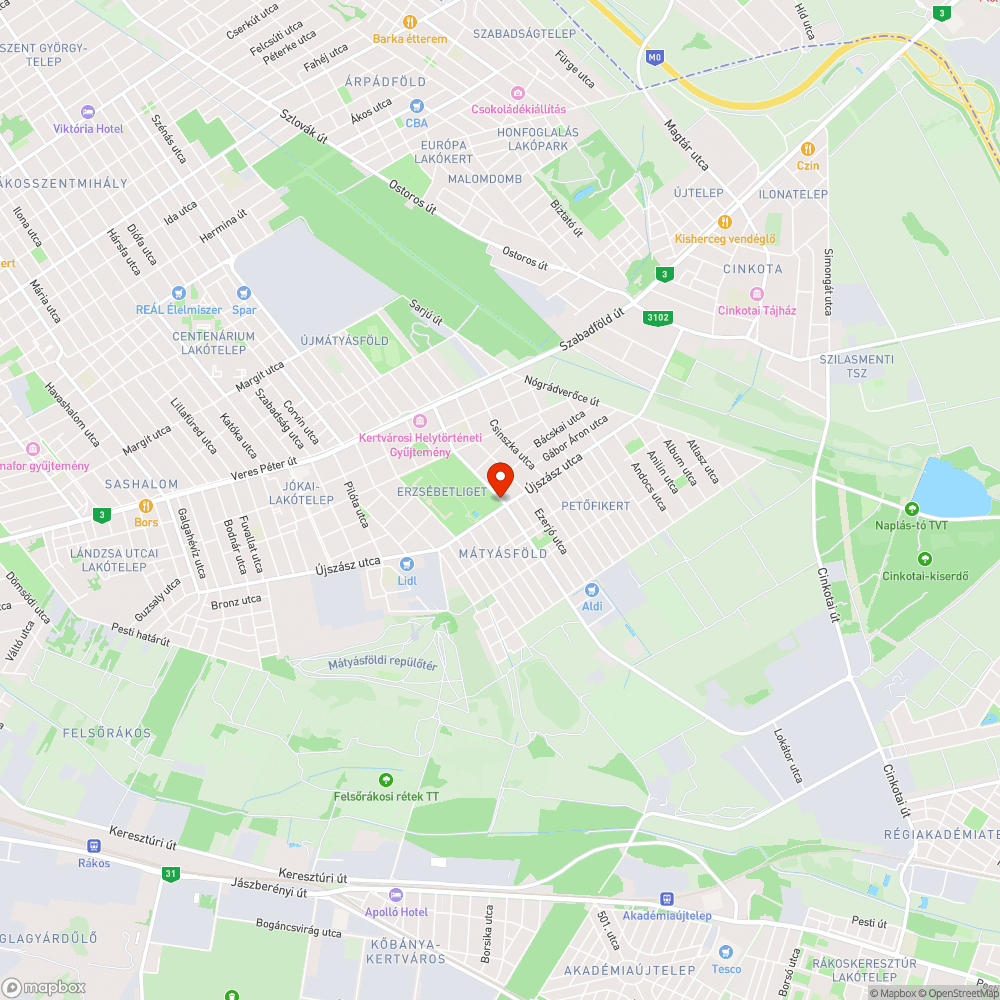 Hiányzó üveglapok a buszváróban bejelentés helye