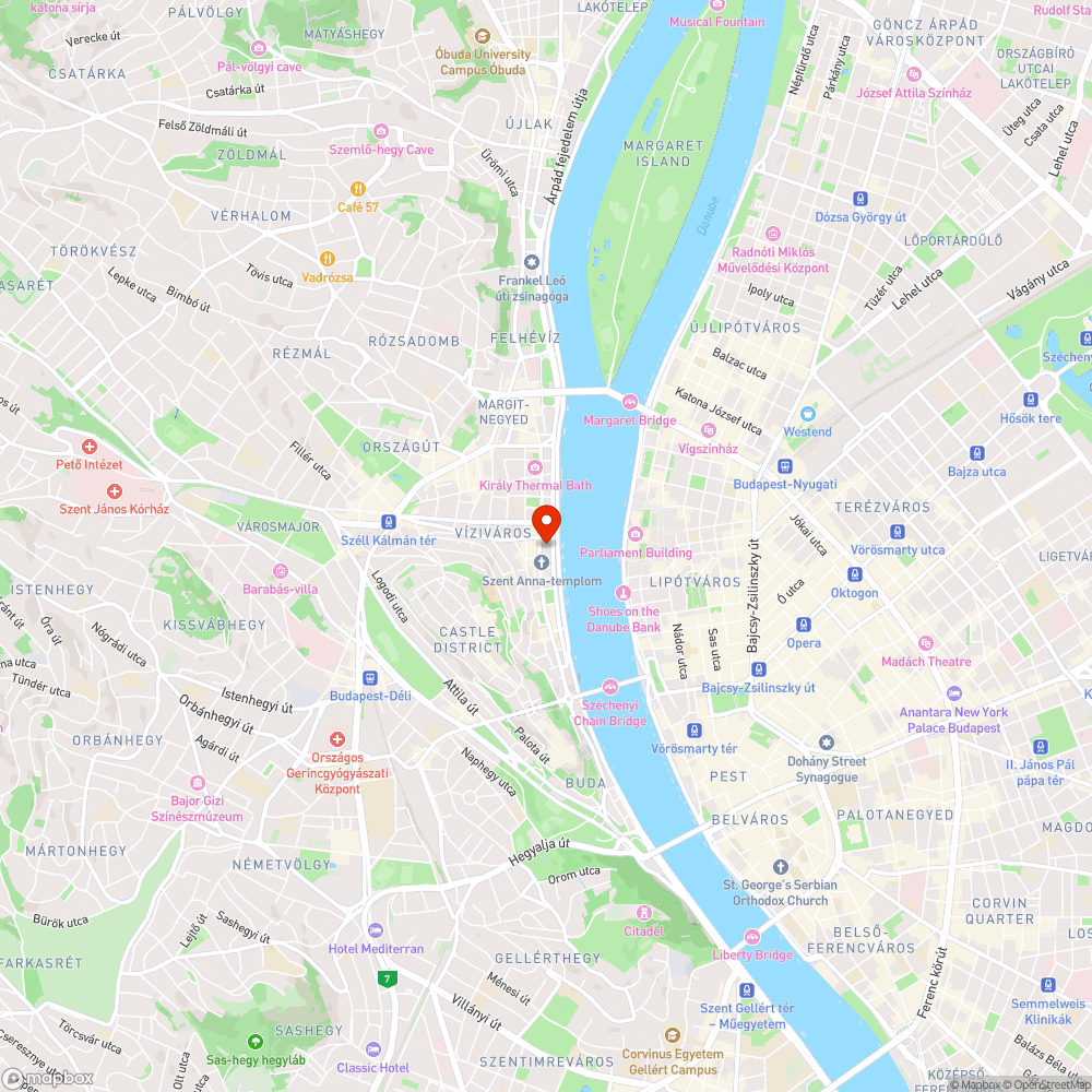Szeméttunkolás a felújított tér közepére bejelentés helye