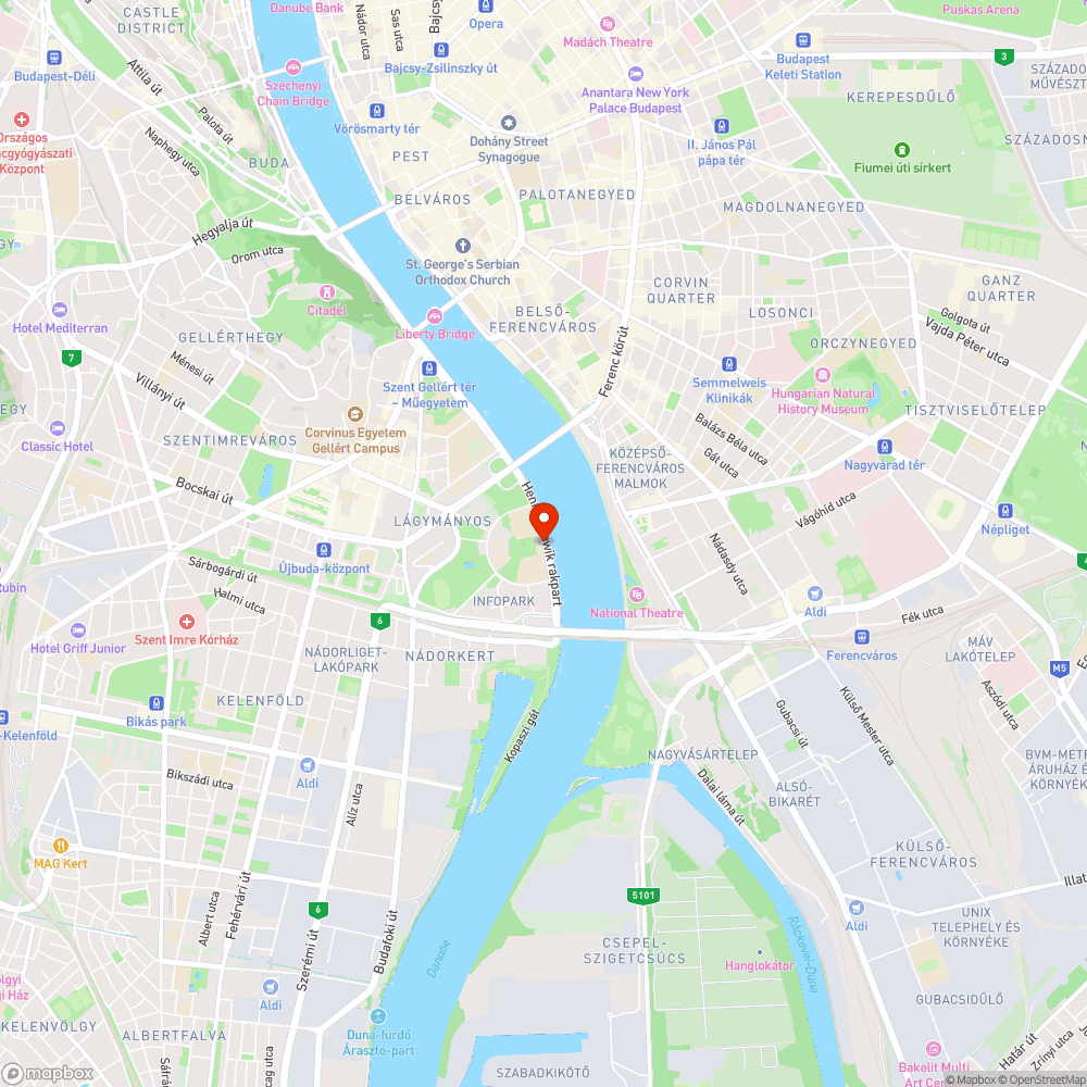 Balesetveszély a kerékpárúton - "elrejtett" buszmegálló bejelentés helye