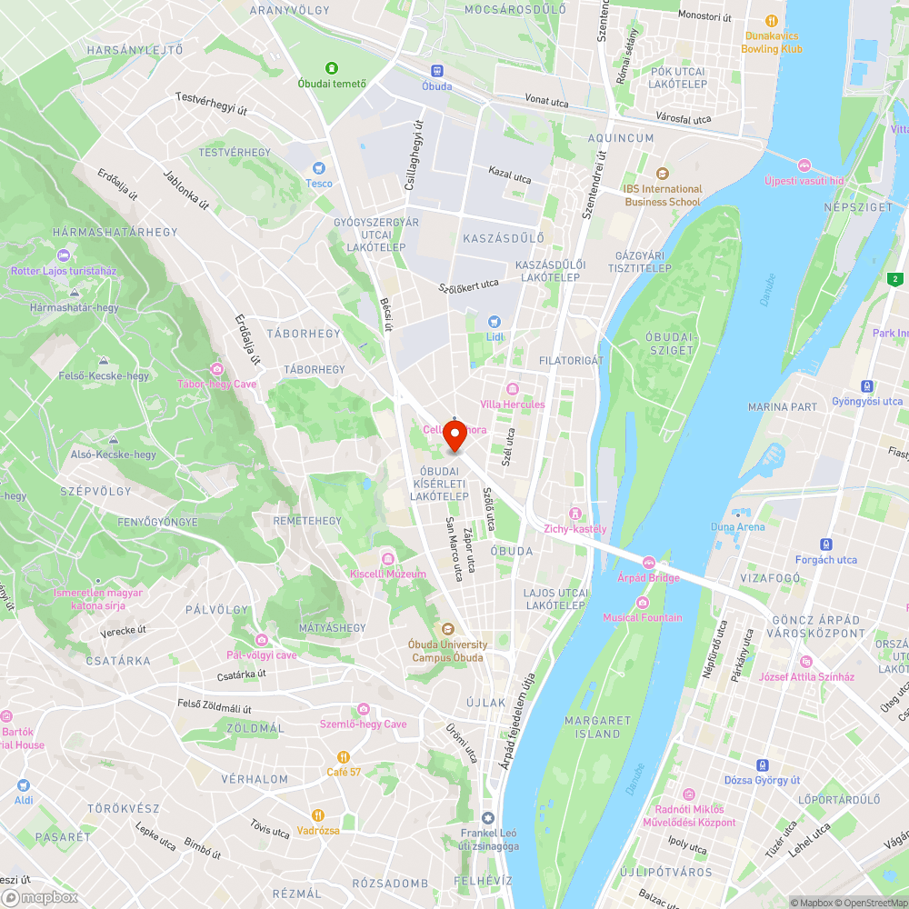 Kidöntött tábla a Vörösvári úti rendelő parkolójában bejelentés helye